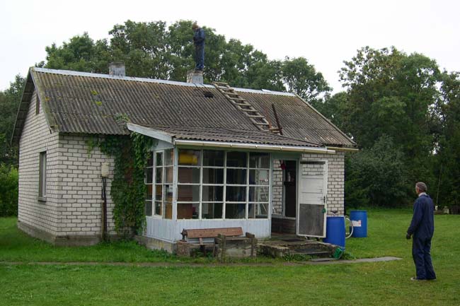 2005-10-02 4